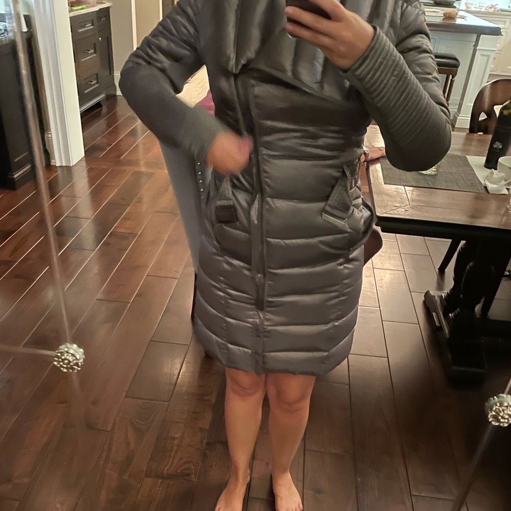 Quilted silver gray puffer coat by BCBGmaxazria